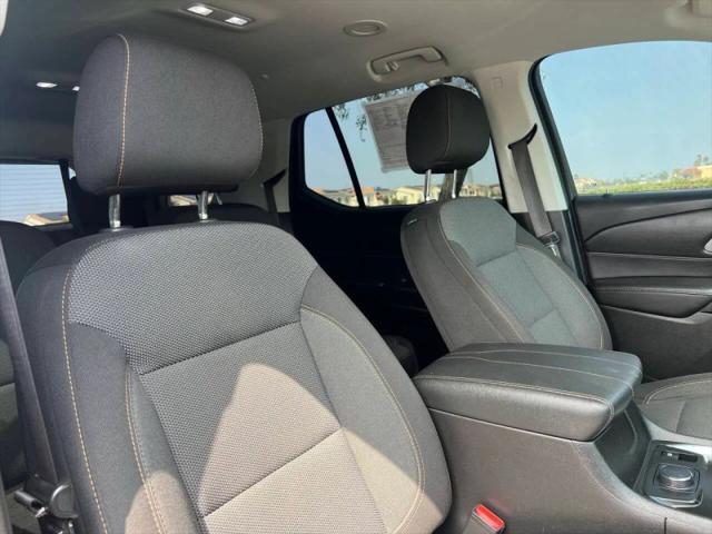 2021 Chevrolet Traverse AWD LT Cloth