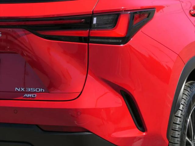 2022 Lexus NX 350h Premium