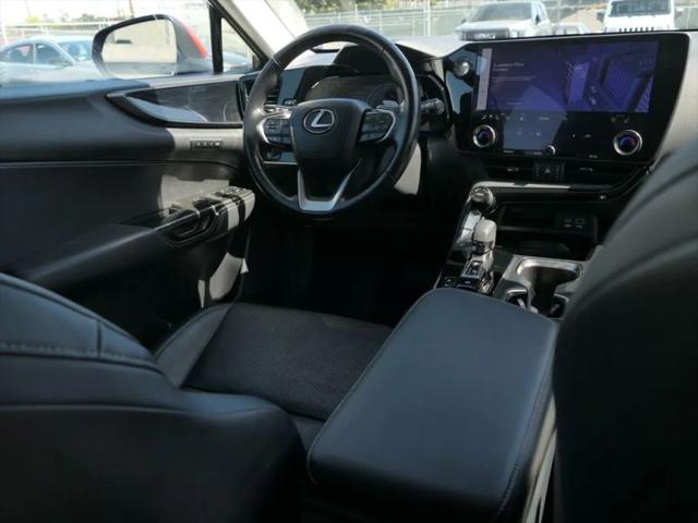 2022 Lexus NX 350h Premium