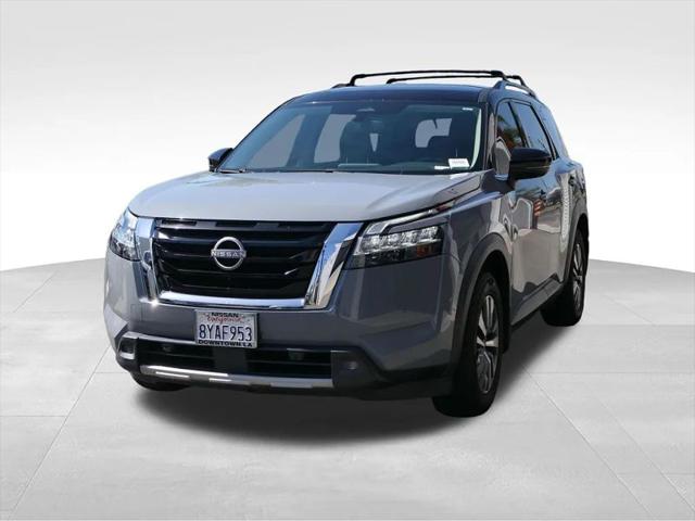2022 Nissan Pathfinder SL 2WD