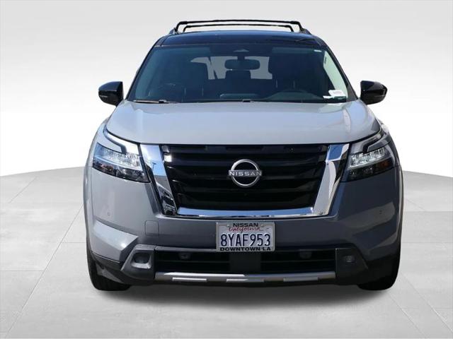 2022 Nissan Pathfinder SL 2WD