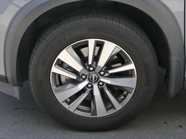 2022 Nissan Pathfinder SL 2WD