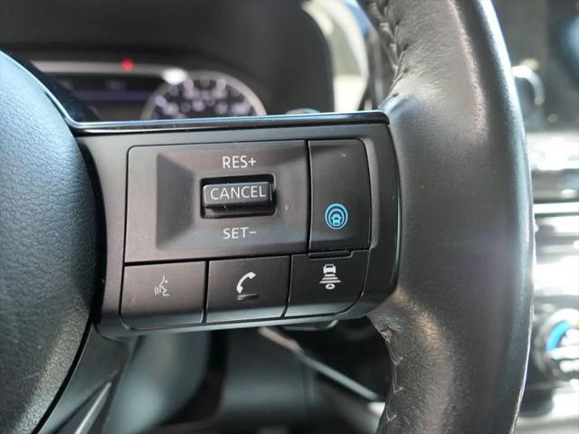 2022 Nissan Pathfinder SL 2WD