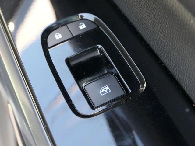 2022 Nissan Pathfinder SL 2WD
