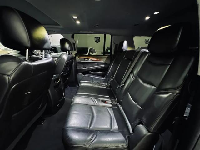 2019 Cadillac Escalade ESV Luxury