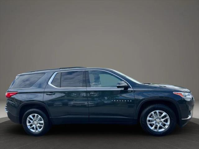 2020 Chevrolet Traverse AWD LT Cloth