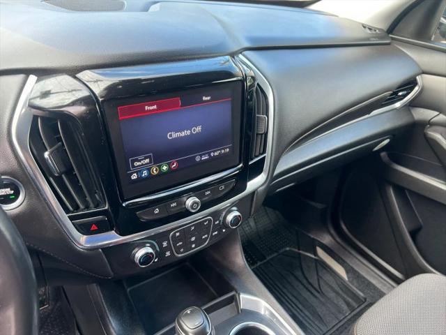 2020 Chevrolet Traverse AWD LT Cloth