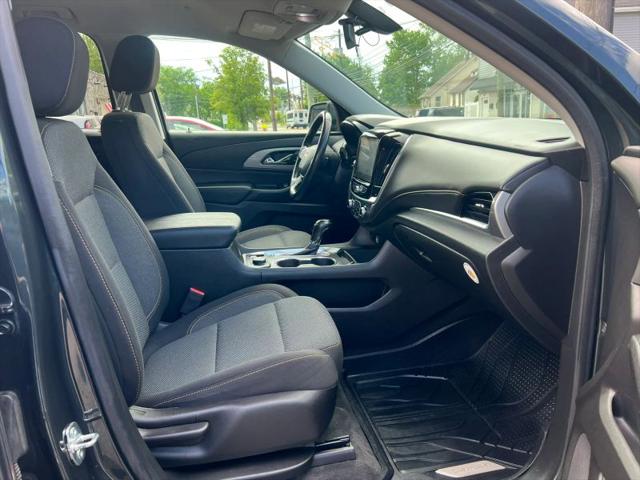 2020 Chevrolet Traverse AWD LT Cloth