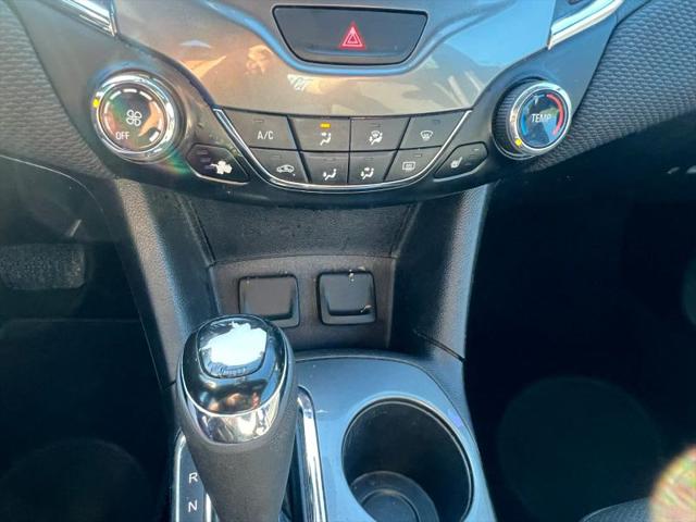 2017 Chevrolet Cruze LT Auto