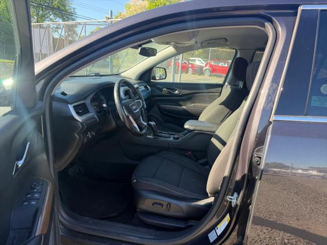 2017 GMC Acadia SLE-2