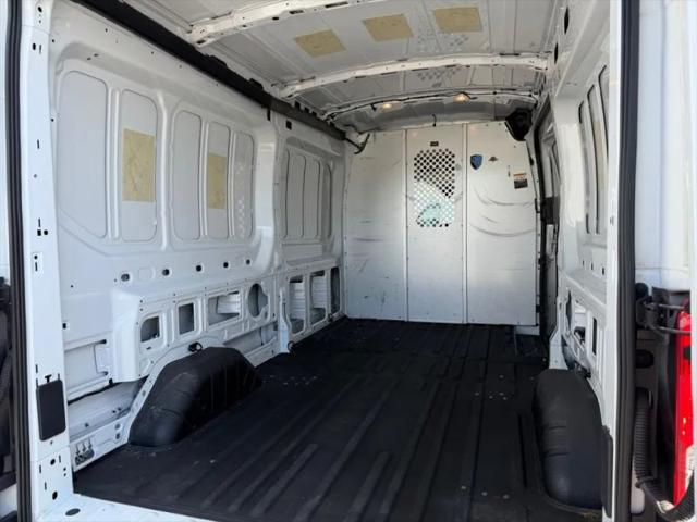2016 Ford Transit Medium Roof w/Sliding Side Door