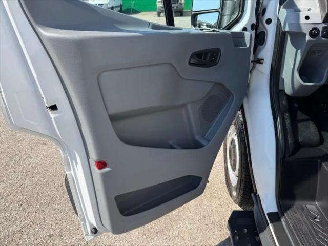 2016 Ford Transit Medium Roof w/Sliding Side Door