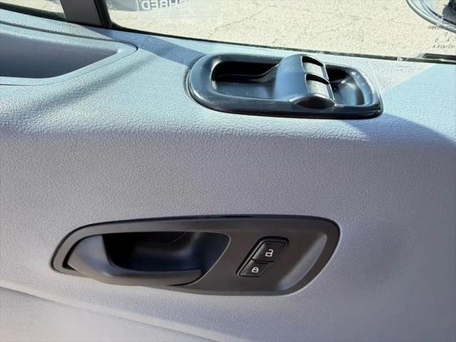 2016 Ford Transit Medium Roof w/Sliding Side Door