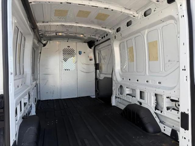 2016 Ford Transit Medium Roof w/Sliding Side Door