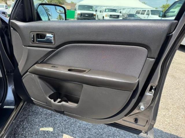 2012 Ford Fusion SE