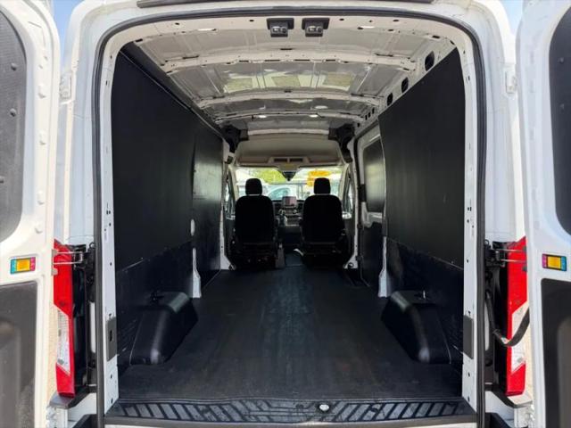 2020 Ford Transit Cargo Van Medium Roof w/LWB
