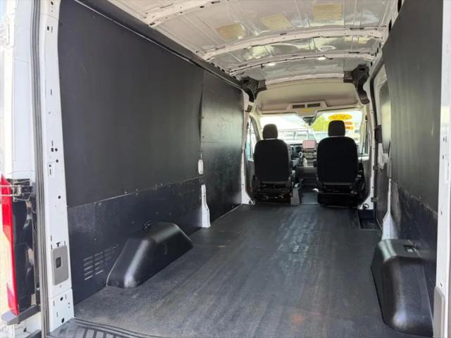 2020 Ford Transit Cargo Van Medium Roof w/LWB