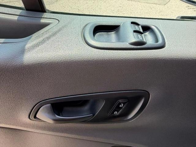 2020 Ford Transit Cargo Van Medium Roof w/LWB