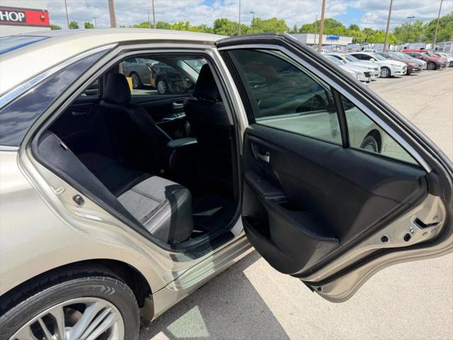 2015 Toyota Camry SE