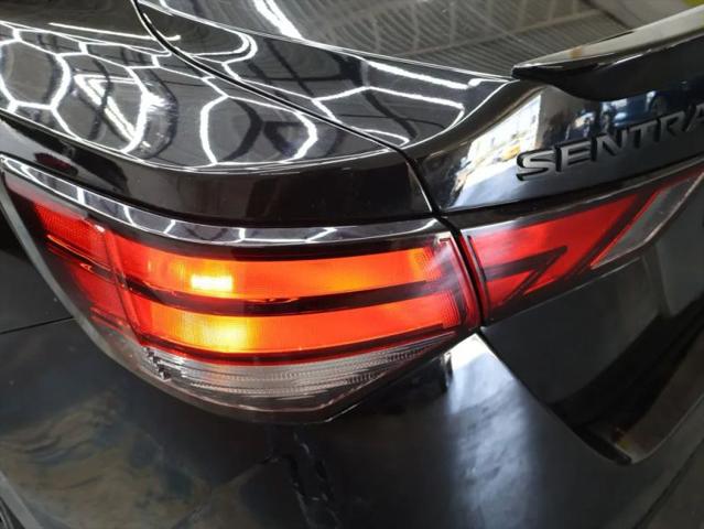 2023 Nissan Sentra SR Xtronic CVT
