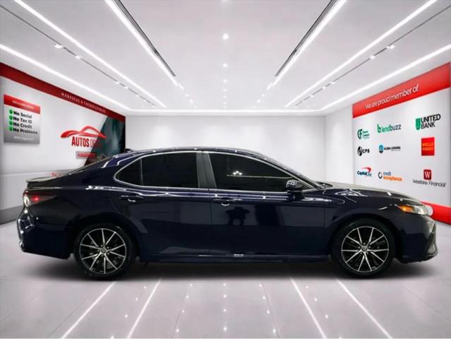 2021 Toyota Camry SE