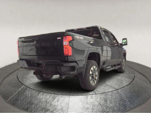 2021 Chevrolet Silverado 2500HD 4WD Crew Cab Standard Bed Custom