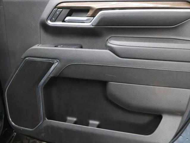 2024 Chevrolet Silverado 3500HD 4WD Crew Cab Standard Bed LT