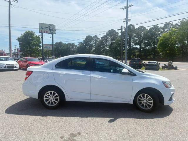 2018 Chevrolet Sonic LT Auto