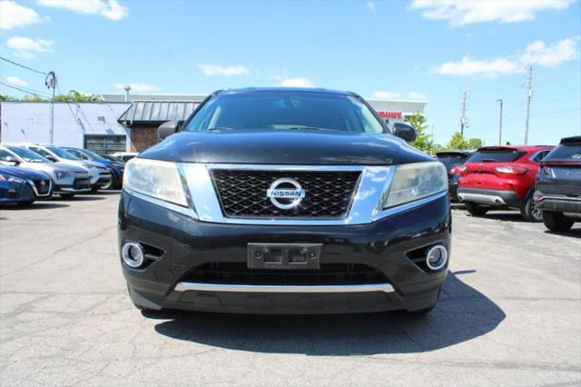 2016 Nissan Pathfinder SL
