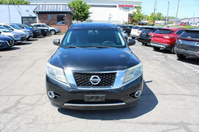 2016 Nissan Pathfinder SL