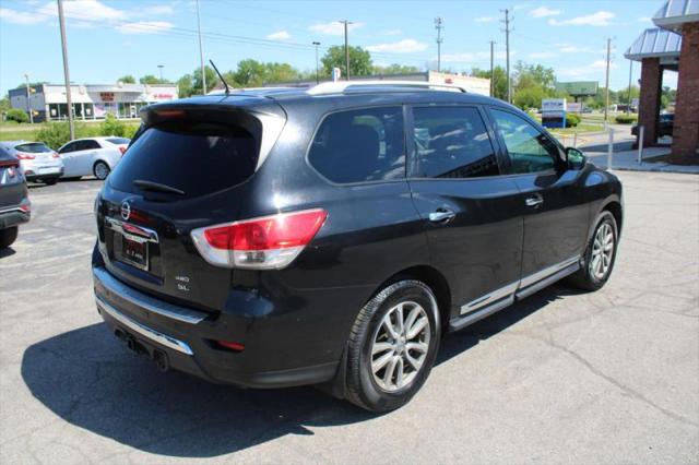 2016 Nissan Pathfinder SL