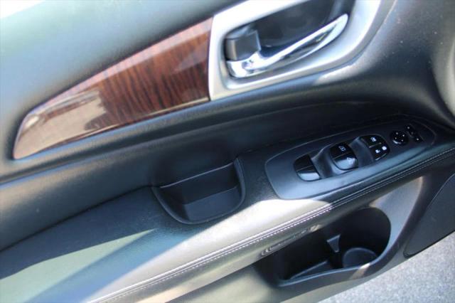 2016 Nissan Pathfinder SL