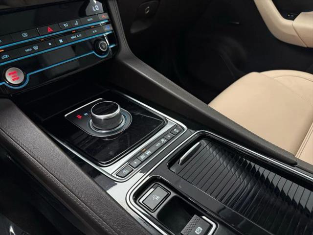 2019 Jaguar F-PACE 25t Prestige
