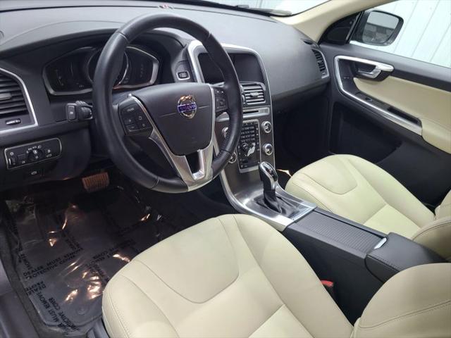 2016 Volvo XC60 T5 Premier