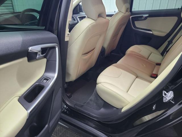 2016 Volvo XC60 T5 Premier