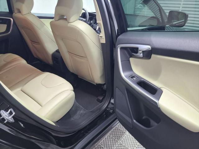 2016 Volvo XC60 T5 Premier