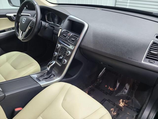 2016 Volvo XC60 T5 Premier