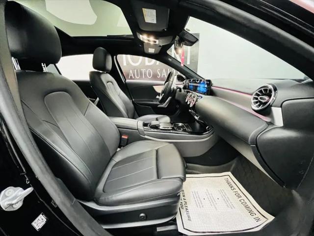 2021 Mercedes-Benz A 220 A 220