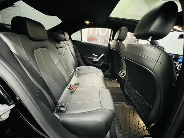 2021 Mercedes-Benz A 220 A 220