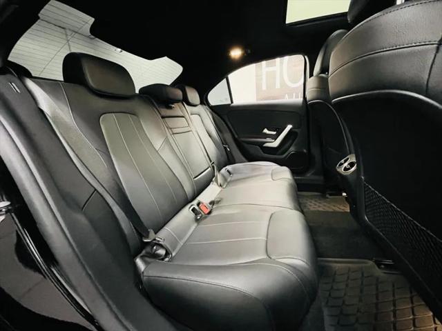 2021 Mercedes-Benz A 220 A 220