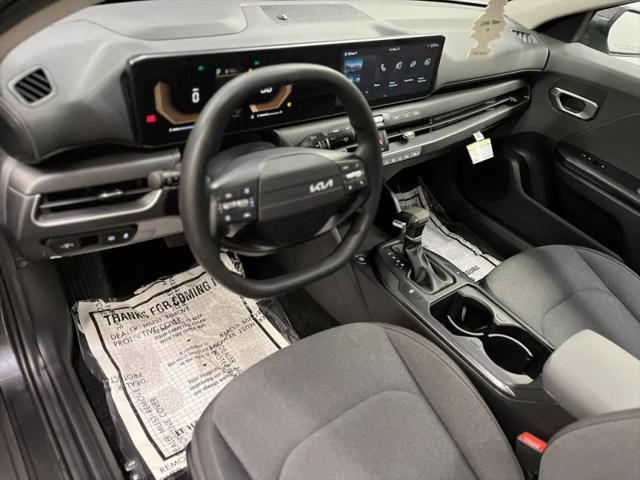 2025 Kia K4 LX