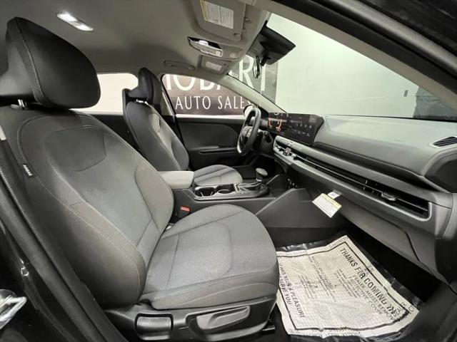 2025 Kia K4 LX