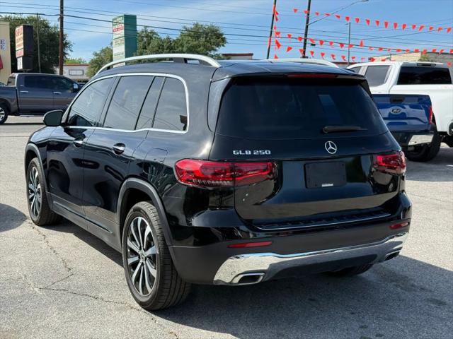 2021 Mercedes-Benz GLB 250