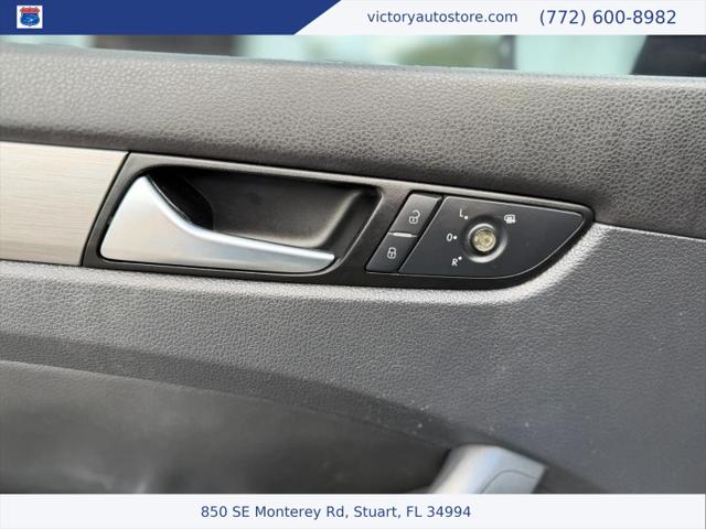 2014 Volkswagen Passat 2.5L SE