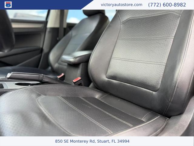 2014 Volkswagen Passat 2.5L SE