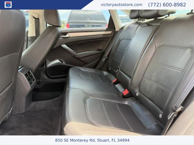 2014 Volkswagen Passat 2.5L SE