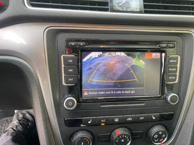2015 Volkswagen Passat 1.8T Limited Edition