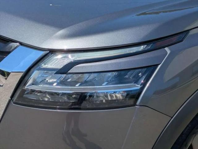 2022 Nissan Pathfinder SV 2WD
