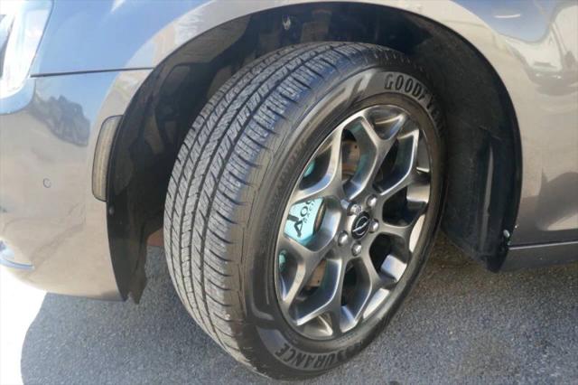 2016 Chrysler 300 300S