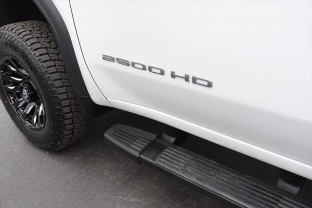 2023 GMC Sierra 2500HD Pro